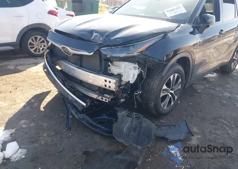 2021 Toyota Highlander Xle from USA, damaged, VIN 5TDGZRAH7MS531924